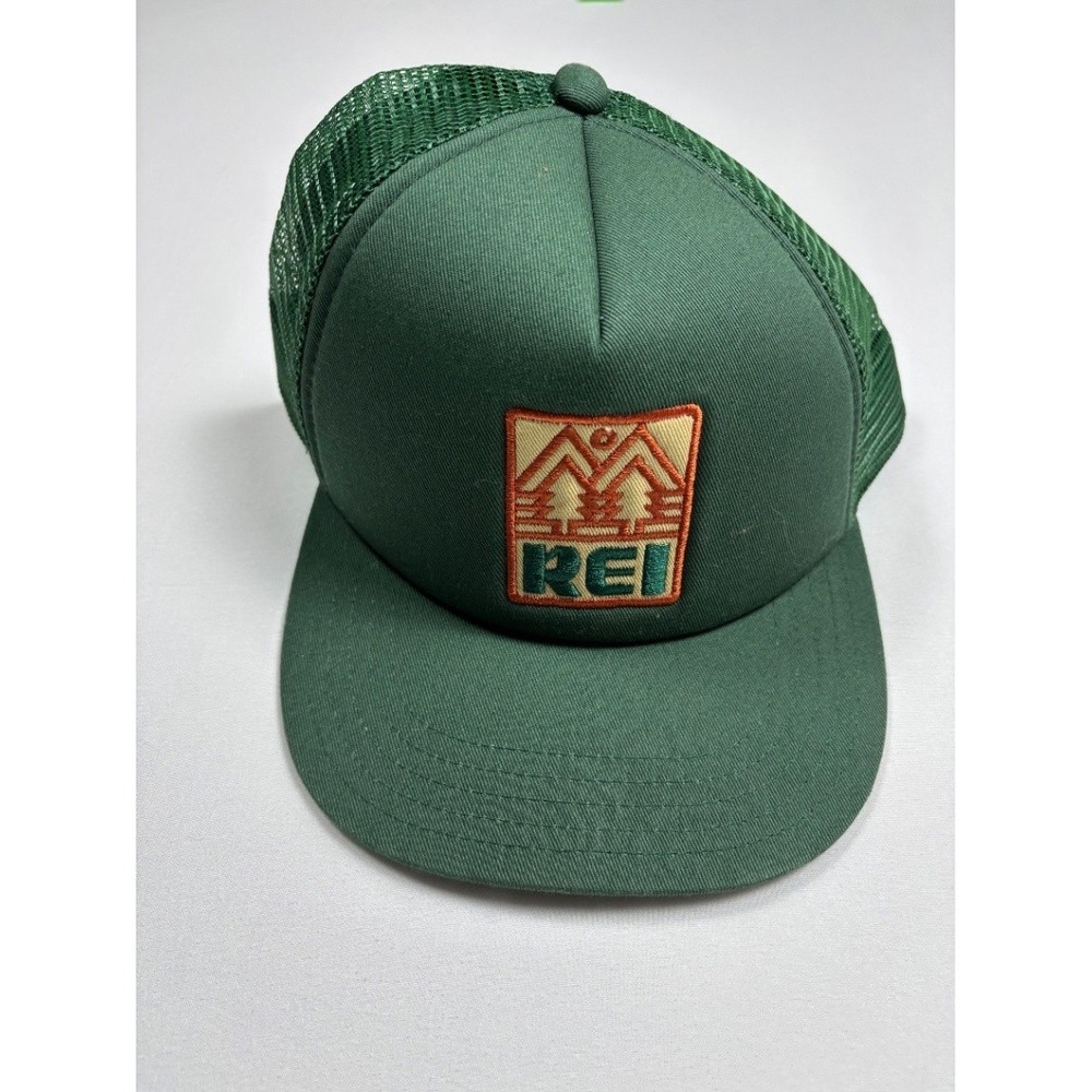 REI Co-op Men's Green Mesh Back Trucker Hat Snapback One Size Outdoor Cap